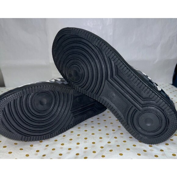 Men’s Black & White Drip Checkered Sneakers With Lace-Up Closure & Rubber Sole 9 - Picture 4 of 4